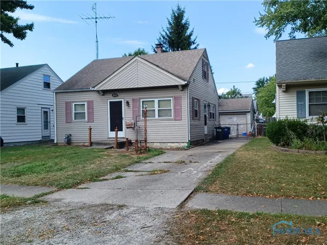 3032 Maeterlinck Avenue, Toledo, Ohio 43614, 3 Bedrooms Bedrooms, 7 Rooms Rooms,1 BathroomBathrooms,Residential,For Sale,Maeterlinck,6134572