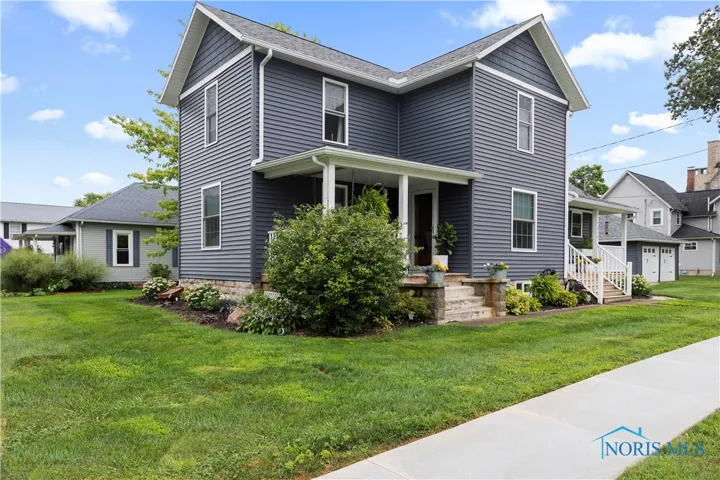 414 Perry Street, Marblehead, Ohio 43440, 3 Bedrooms Bedrooms, 8 Rooms Rooms,2 BathroomsBathrooms,Residential,For Sale,Perry,6134586