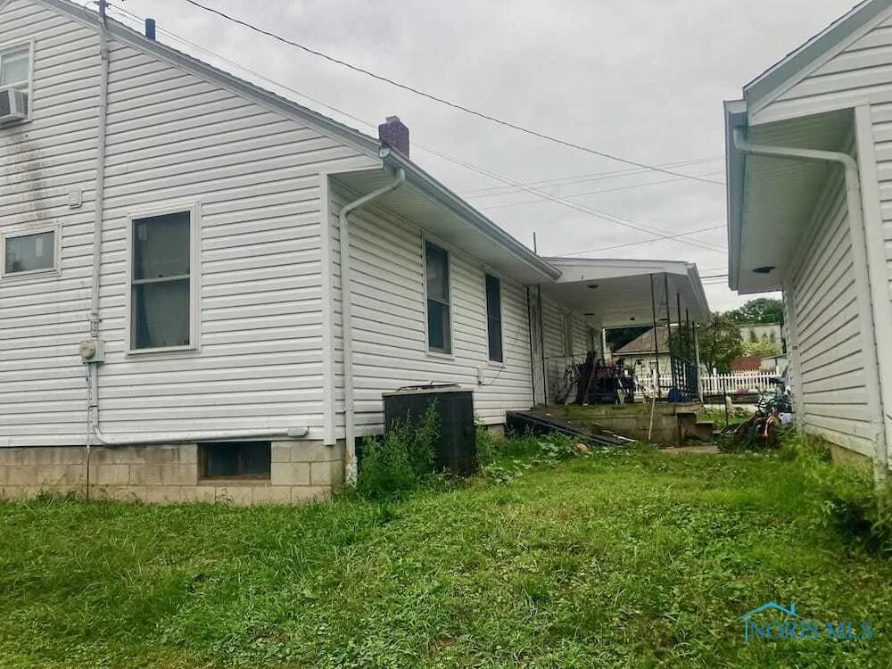 17 Hollister Street, Monroeville, Ohio 44847, 4 Bedrooms Bedrooms, 8 Rooms Rooms,2 BathroomsBathrooms,Residential,For Sale,Hollister,6134616