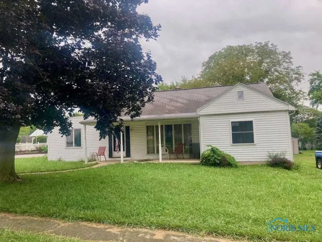 17 Hollister Street, Monroeville, Ohio 44847, 4 Bedrooms Bedrooms, 8 Rooms Rooms,2 BathroomsBathrooms,Residential,For Sale,Hollister,6134616