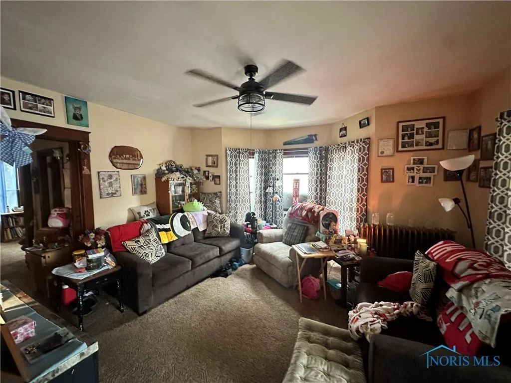 348 W South Street, Fostoria, Ohio 44830, 3 Bedrooms Bedrooms, 5 Rooms Rooms,2 BathroomsBathrooms,Residential,For Sale,South,6134643