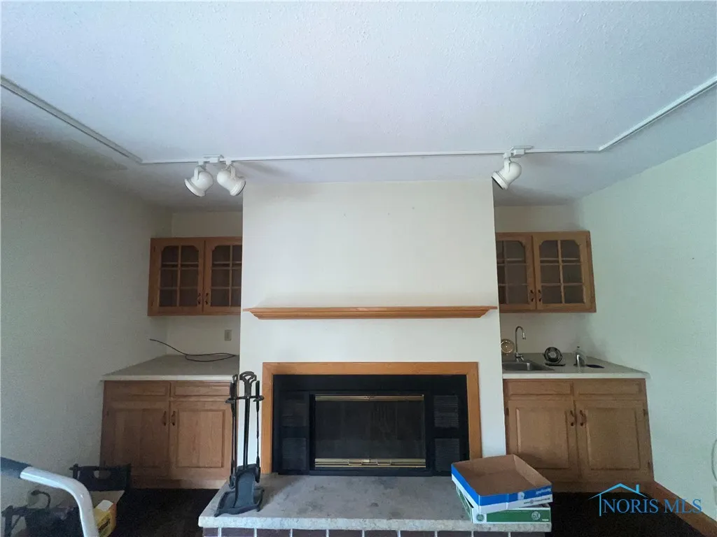 64 River Run Drive J, Fremont, Ohio 43420, 2 Bedrooms Bedrooms, 7 Rooms Rooms,3 BathroomsBathrooms,Residential,For Sale,River Run,6134622