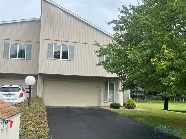 64 River Run Drive J, Fremont, Ohio 43420, 2 Bedrooms Bedrooms, 7 Rooms Rooms,3 BathroomsBathrooms,Residential,For Sale,River Run,6134622