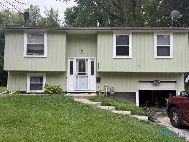 4345 Foxchapel Road, Toledo, Ohio 43607, 4 Bedrooms Bedrooms, 6 Rooms Rooms,2 BathroomsBathrooms,Residential,For Sale,Foxchapel,6134662