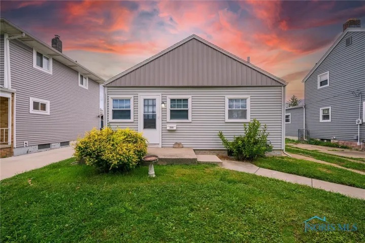 2849 N 109th Street, Toledo, Ohio 43611, 3 Bedrooms Bedrooms, 6 Rooms Rooms,1 BathroomBathrooms,Residential,For Sale,109th,6134587