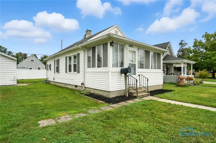 4860 291st Street, Toledo, Ohio 43611, 1 Bedroom Bedrooms, 6 Rooms Rooms,1 BathroomBathrooms,Residential,For Sale,291st,6134667