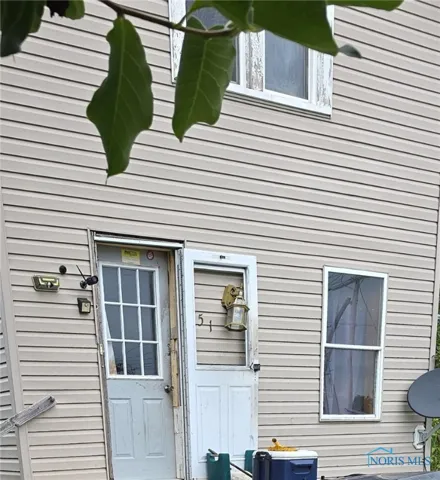 51 Greeley Street, Tiffin, Ohio 44883, 3 Bedrooms Bedrooms, 7 Rooms Rooms,1 BathroomBathrooms,Residential,For Sale,Greeley,6134678