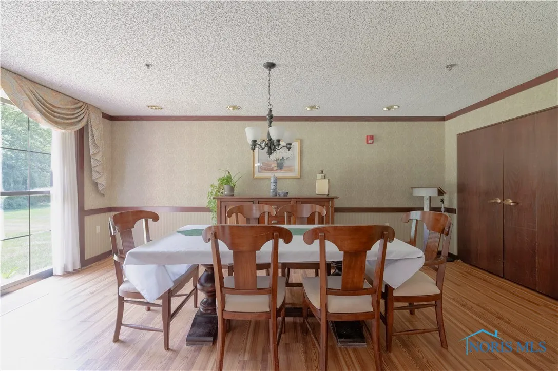 2001 Perrysburg Holland Road 118, Holland, Ohio 43528, 1 Bedroom Bedrooms, 3 Rooms Rooms,1 BathroomBathrooms,Residential,For Sale,Perrysburg Holland,6134685