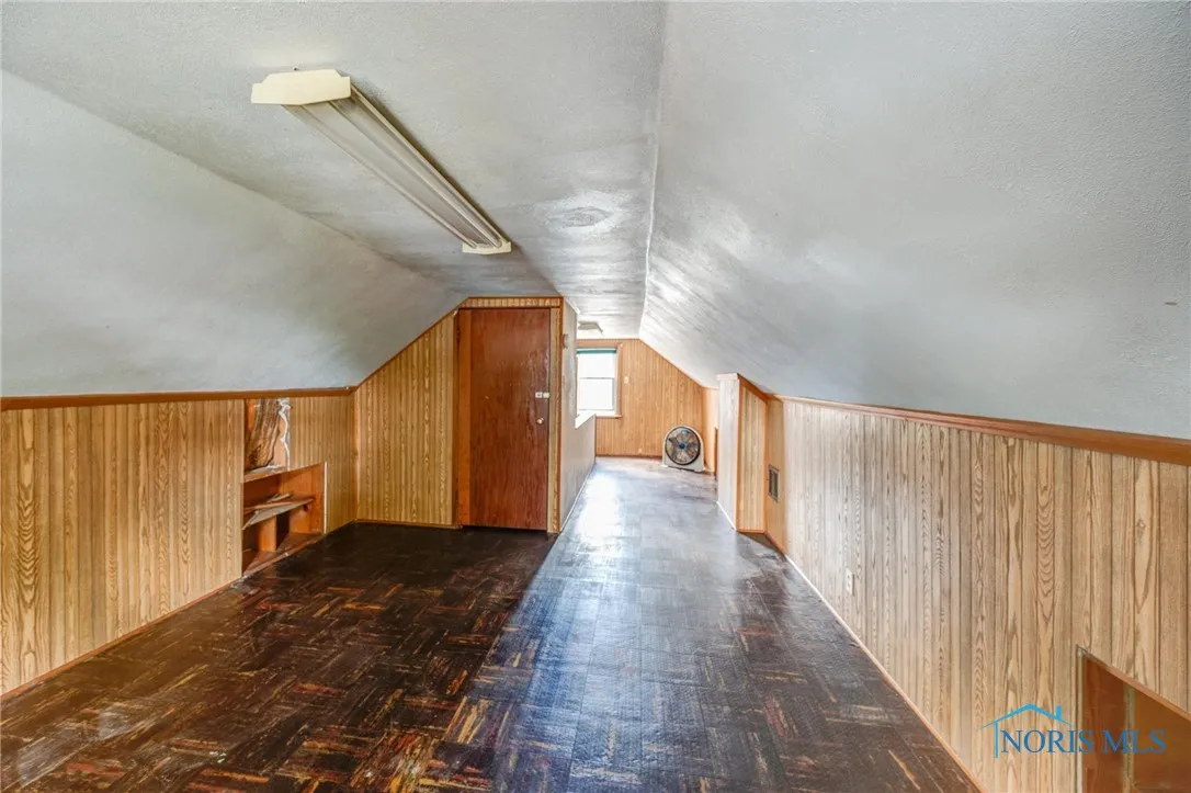 2830 123rd Street, Toledo, Ohio 43611, 3 Bedrooms Bedrooms, 7 Rooms Rooms,1 BathroomBathrooms,Residential,For Sale,123rd,6134702