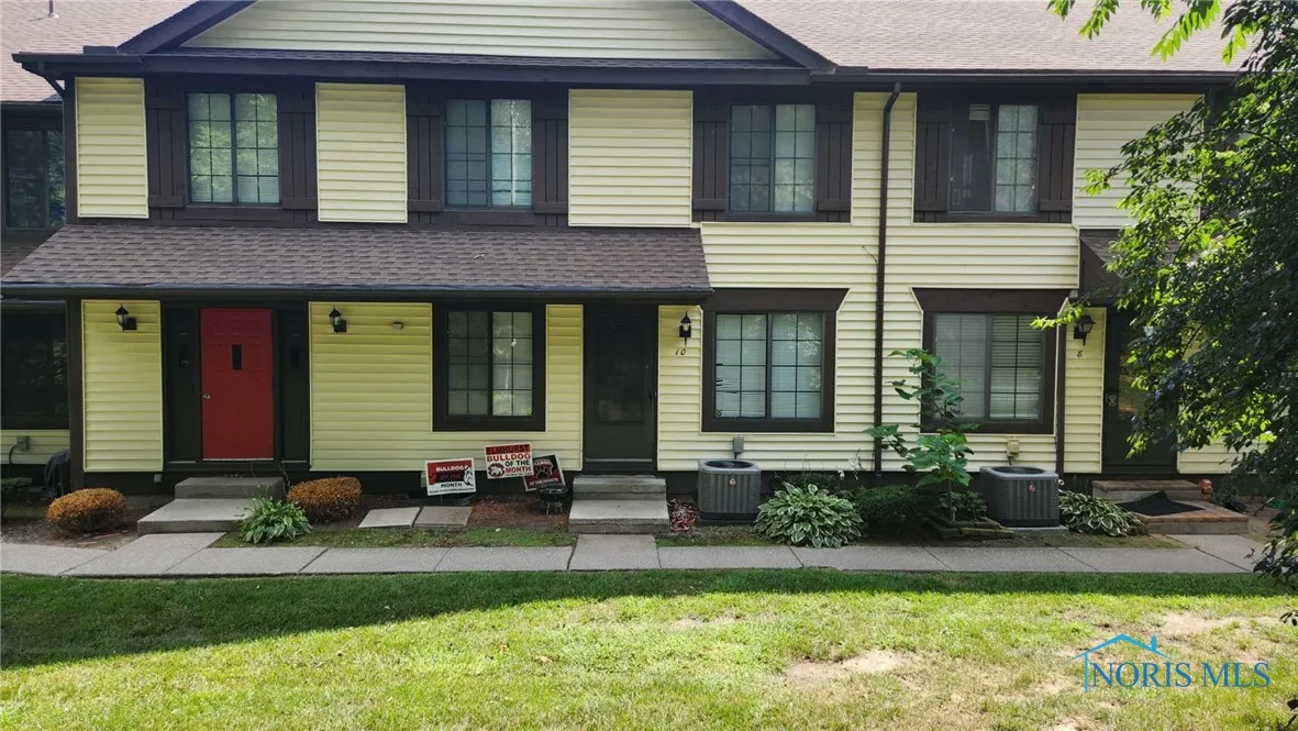 4515 W Bancroft Street 9, Toledo, Ohio 43615, 3 Bedrooms Bedrooms, 6 Rooms Rooms,2 BathroomsBathrooms,Residential,For Sale,Bancroft,6134677