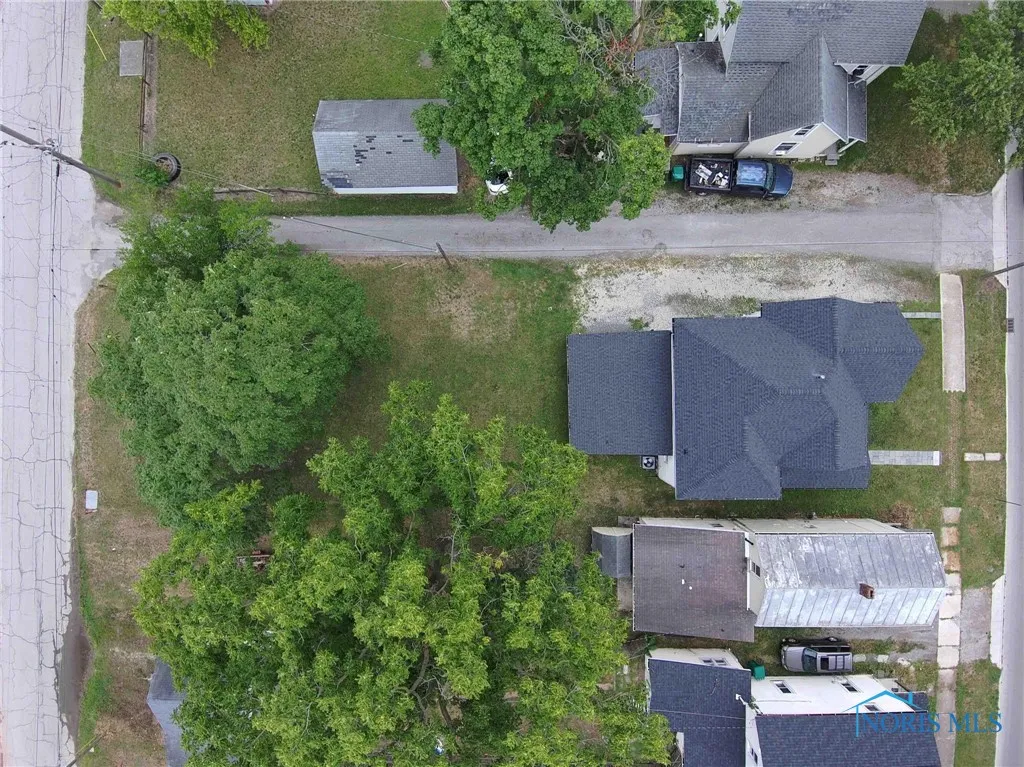 512 N Cory Street, Findlay, Ohio 45840, 4 Bedrooms Bedrooms, 9 Rooms Rooms,2 BathroomsBathrooms,Residential,For Sale,Cory,6134716