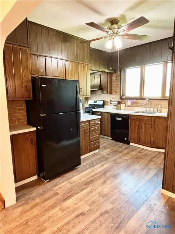 2954 N Downing Road, Genoa, Ohio 43430, 4 Bedrooms Bedrooms, 7 Rooms Rooms,2 BathroomsBathrooms,Residential,For Sale,Downing,6134715