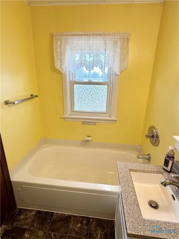 2954 N Downing Road, Genoa, Ohio 43430, 4 Bedrooms Bedrooms, 7 Rooms Rooms,2 BathroomsBathrooms,Residential,For Sale,Downing,6134715
