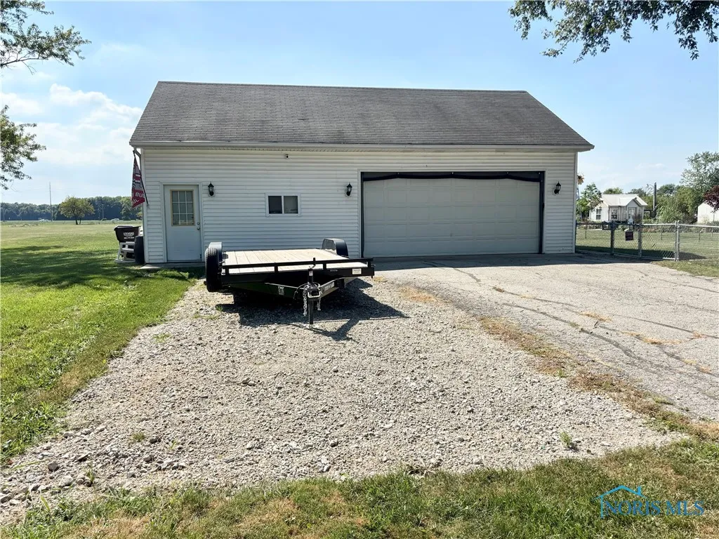 2954 N Downing Road, Genoa, Ohio 43430, 4 Bedrooms Bedrooms, 7 Rooms Rooms,2 BathroomsBathrooms,Residential,For Sale,Downing,6134715
