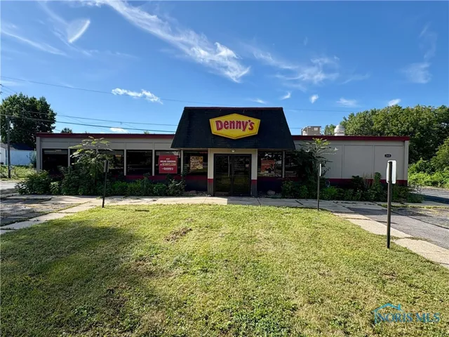 315 W Market Street, Tiffin, Ohio 44883, ,Commercial Lease,For Rent,Market,6134762