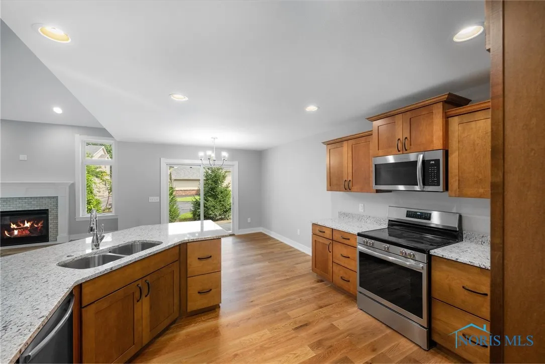 22 Shenandoah Circle, Sylvania, Ohio 43560, 2 Bedrooms Bedrooms, 7 Rooms Rooms,2 BathroomsBathrooms,Residential,For Sale,Shenandoah,6134680