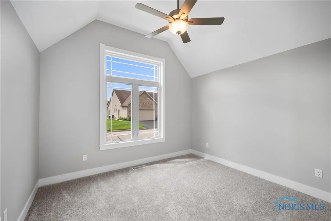 22 Shenandoah Circle, Sylvania, Ohio 43560, 2 Bedrooms Bedrooms, 7 Rooms Rooms,2 BathroomsBathrooms,Residential,For Sale,Shenandoah,6134680
