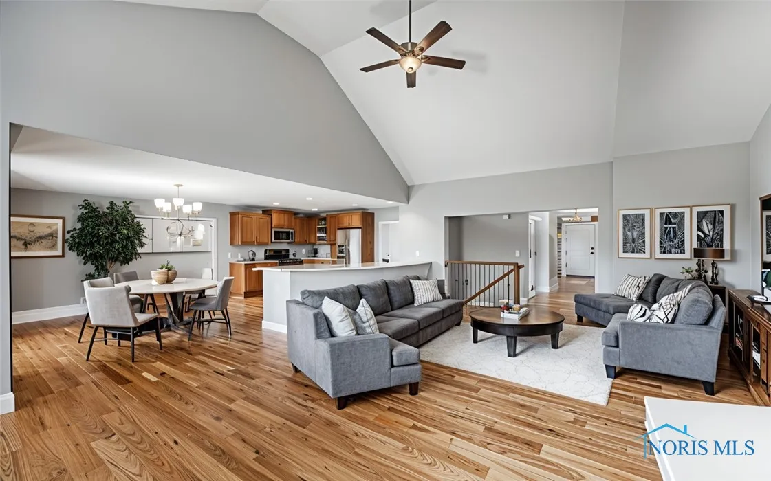 22 Shenandoah Circle, Sylvania, Ohio 43560, 2 Bedrooms Bedrooms, 7 Rooms Rooms,2 BathroomsBathrooms,Residential,For Sale,Shenandoah,6134680