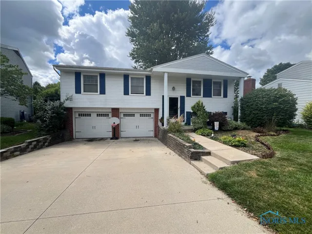 652 Mcintyre Lane, Maumee, Ohio 43537, 3 Bedrooms Bedrooms, 8 Rooms Rooms,2 BathroomsBathrooms,Residential,For Sale,Mcintyre,6134763