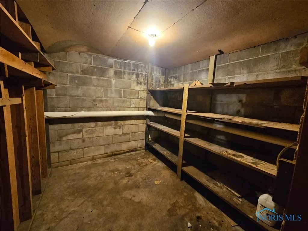 133 N High Street, Columbus Grove, Ohio 45830, 3 Bedrooms Bedrooms, 5 Rooms Rooms,3 BathroomsBathrooms,Residential,For Sale,High,6134856