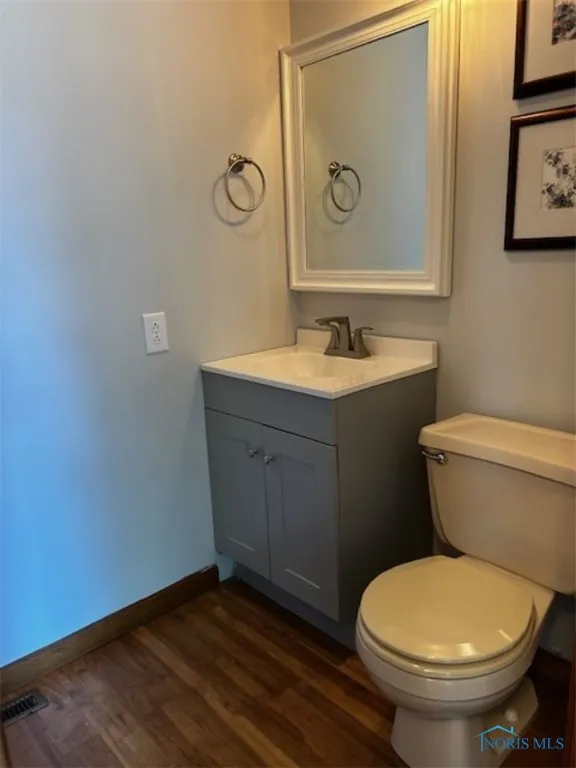 410 Fairview Drive, Bryan, Ohio 43506, 3 Bedrooms Bedrooms, 8 Rooms Rooms,3 BathroomsBathrooms,Residential,For Sale,Fairview,6134862
