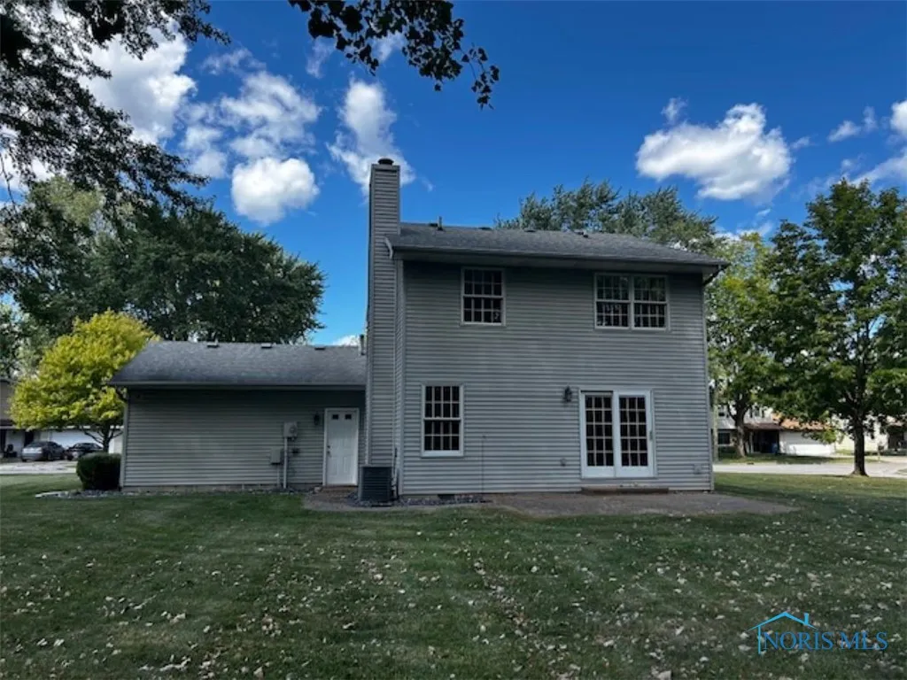 410 Fairview Drive, Bryan, Ohio 43506, 3 Bedrooms Bedrooms, 8 Rooms Rooms,3 BathroomsBathrooms,Residential,For Sale,Fairview,6134862