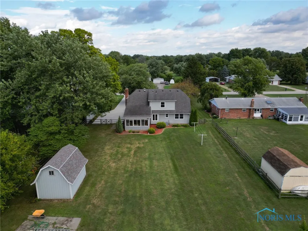 3610 Plumey Road, Northwood, Ohio 43619, 4 Bedrooms Bedrooms, 10 Rooms Rooms,3 BathroomsBathrooms,Residential,For Sale,Plumey,6134873