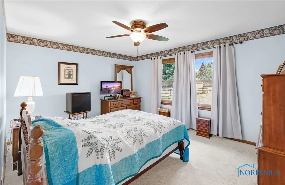 3610 Plumey Road, Northwood, Ohio 43619, 4 Bedrooms Bedrooms, 10 Rooms Rooms,3 BathroomsBathrooms,Residential,For Sale,Plumey,6134873