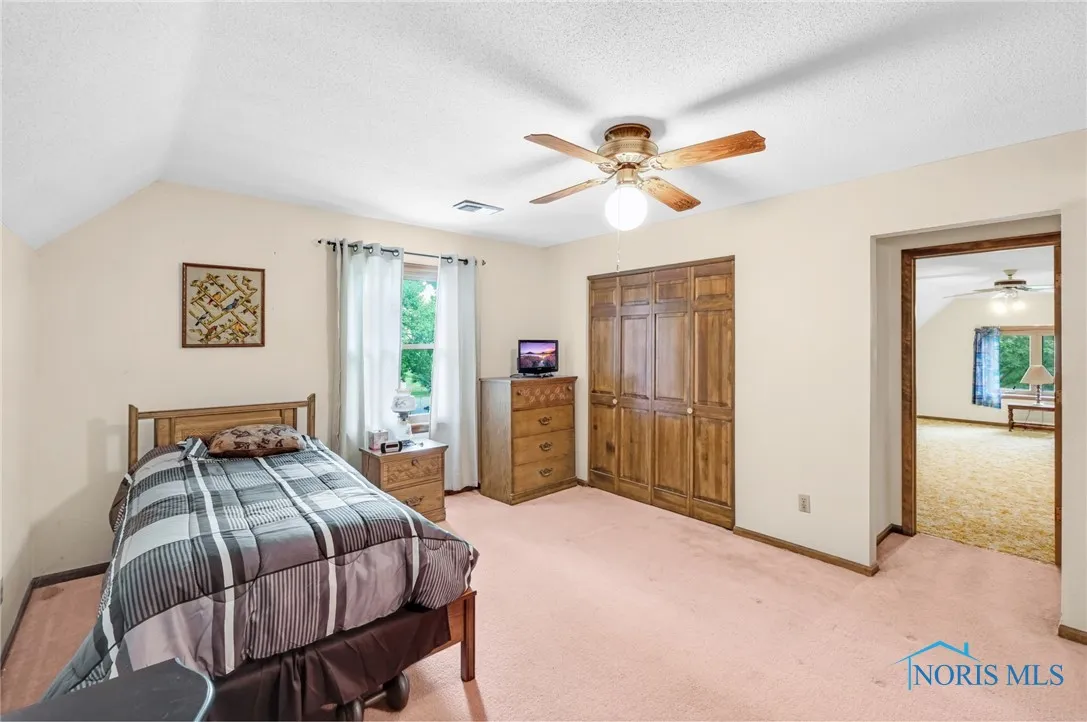 3610 Plumey Road, Northwood, Ohio 43619, 4 Bedrooms Bedrooms, 10 Rooms Rooms,3 BathroomsBathrooms,Residential,For Sale,Plumey,6134873