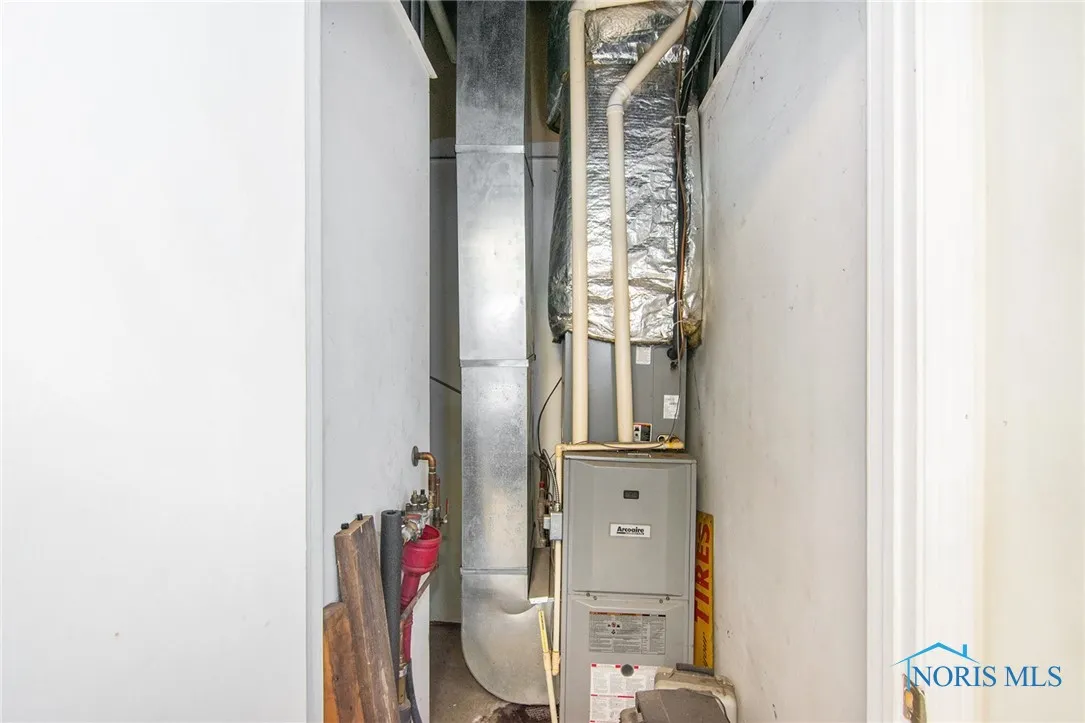 650 S Plasterbed Road, Port Clinton, Ohio 43452, ,Commercial Sale,For Sale,Plasterbed,6134887