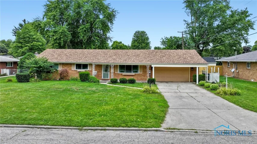 3733 Barcelona Drive, Toledo, Ohio 43615, 3 Bedrooms Bedrooms, 7 Rooms Rooms,2 BathroomsBathrooms,Residential,For Sale,Barcelona,6134914