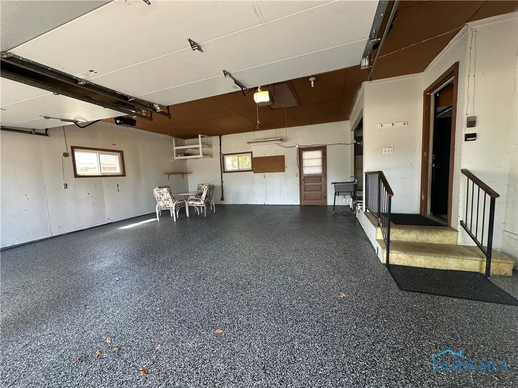 624 Lincolnshire Lane, Findlay, Ohio 45840, 3 Bedrooms Bedrooms, 6 Rooms Rooms,2 BathroomsBathrooms,Residential,For Sale,Lincolnshire,6134904