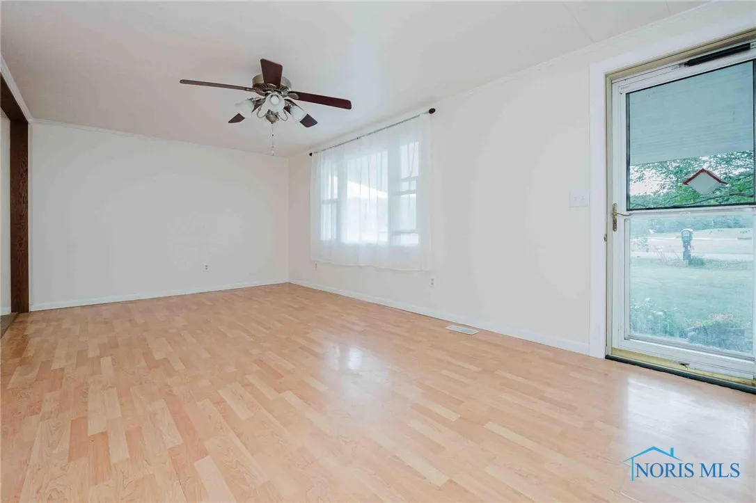 5826 Township Road 243, Findlay, Ohio 45840, 4 Bedrooms Bedrooms, 2 Rooms Rooms,3 BathroomsBathrooms,Residential,For Sale,Township Road 243,6134937