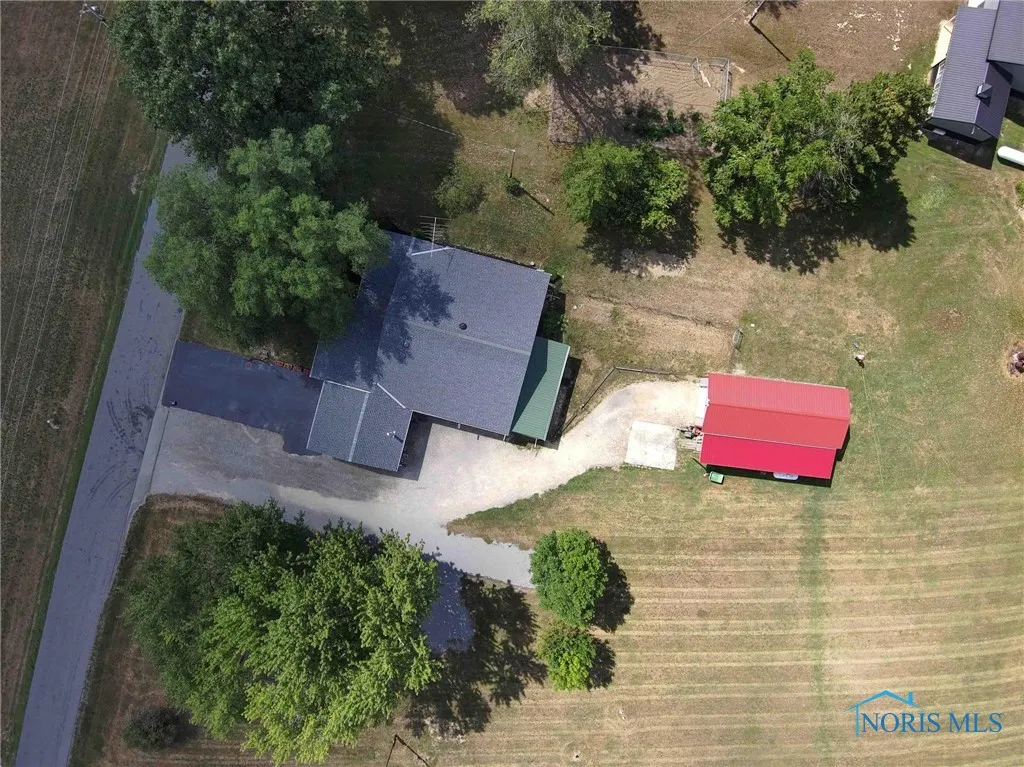 5826 Township Road 243, Findlay, Ohio 45840, 4 Bedrooms Bedrooms, 2 Rooms Rooms,3 BathroomsBathrooms,Residential,For Sale,Township Road 243,6134937