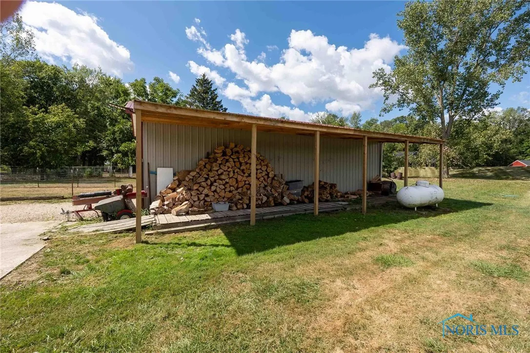 5826 Township Road 243, Findlay, Ohio 45840, 4 Bedrooms Bedrooms, 2 Rooms Rooms,3 BathroomsBathrooms,Residential,For Sale,Township Road 243,6134937
