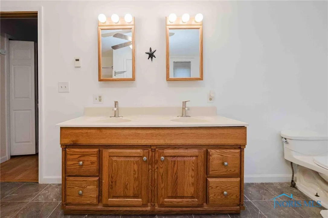 5826 Township Road 243, Findlay, Ohio 45840, 4 Bedrooms Bedrooms, 2 Rooms Rooms,3 BathroomsBathrooms,Residential,For Sale,Township Road 243,6134937