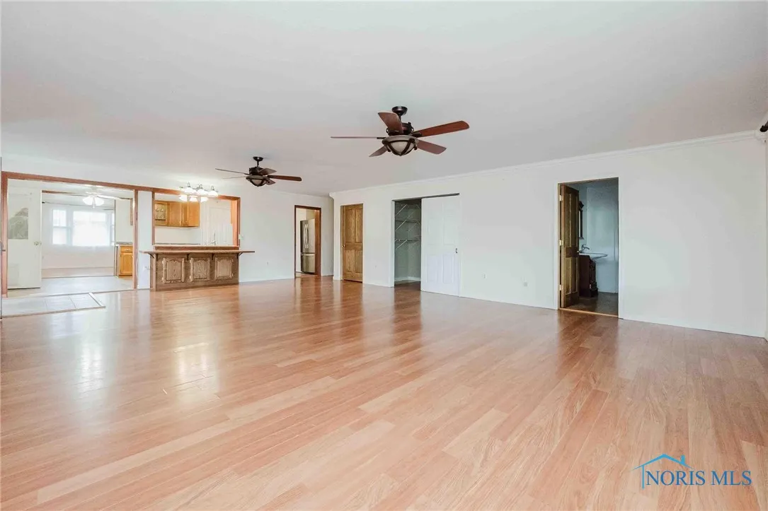 5826 Township Road 243, Findlay, Ohio 45840, 4 Bedrooms Bedrooms, 2 Rooms Rooms,3 BathroomsBathrooms,Residential,For Sale,Township Road 243,6134937