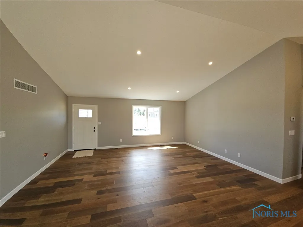 702 Winter Court, Carey, Ohio 43316, 3 Bedrooms Bedrooms, 7 Rooms Rooms,2 BathroomsBathrooms,Residential,For Sale,Winter,6134935