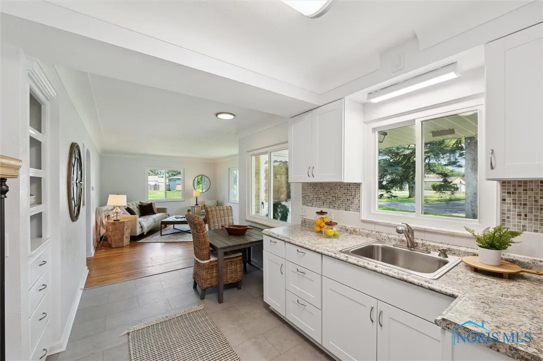 1240 Westgate Road, Toledo, Ohio 43615, 2 Bedrooms Bedrooms, 6 Rooms Rooms,1 BathroomBathrooms,Residential,For Sale,Westgate,6134939