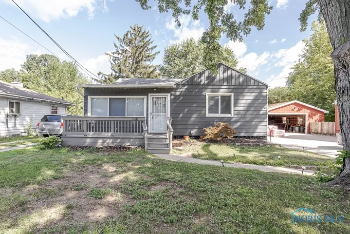 2424 Bodette Avenue, Toledo, Ohio 43613, 3 Bedrooms Bedrooms, 5 Rooms Rooms,1 BathroomBathrooms,Residential,For Sale,Bodette,6134924