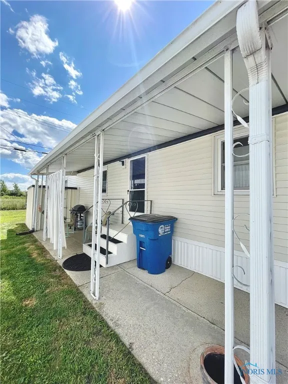 6125 Telegraph Road 16, Toledo, Ohio 43612, 2 Bedrooms Bedrooms, 4 Rooms Rooms,1 BathroomBathrooms,Residential,For Sale,Telegraph,6134982