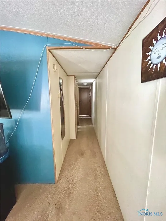 6125 Telegraph Road 16, Toledo, Ohio 43612, 2 Bedrooms Bedrooms, 4 Rooms Rooms,1 BathroomBathrooms,Residential,For Sale,Telegraph,6134982