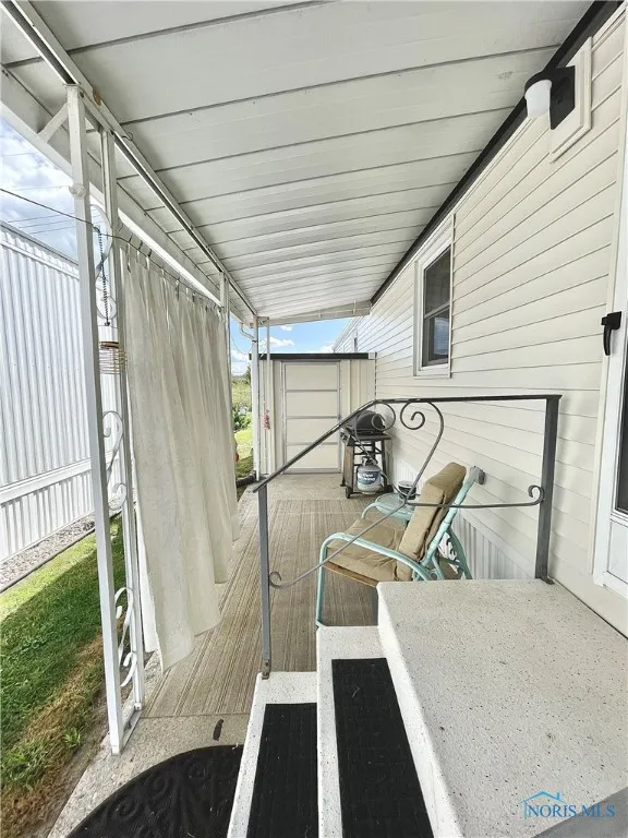 6125 Telegraph Road 16, Toledo, Ohio 43612, 2 Bedrooms Bedrooms, 4 Rooms Rooms,1 BathroomBathrooms,Residential,For Sale,Telegraph,6134982