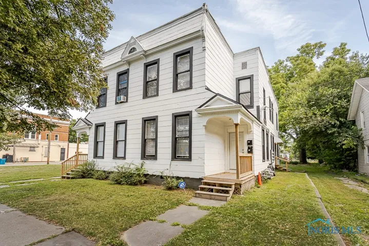 624 Bush Street, Toledo, Ohio 43604, ,Residential Income,For Sale,Bush,6134994