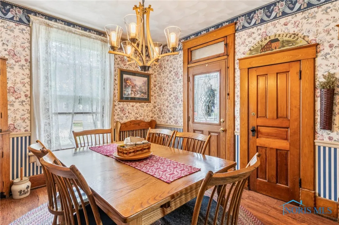 208 E Monroe Street, Pandora, Ohio 45877, 4 Bedrooms Bedrooms, 8 Rooms Rooms,3 BathroomsBathrooms,Residential,For Sale,Monroe,6134983