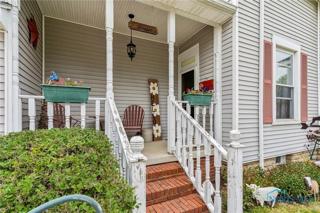 208 E Monroe Street, Pandora, Ohio 45877, 4 Bedrooms Bedrooms, 8 Rooms Rooms,3 BathroomsBathrooms,Residential,For Sale,Monroe,6134983