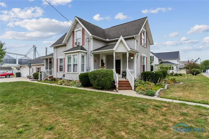 208 E Monroe Street, Pandora, Ohio 45877, 4 Bedrooms Bedrooms, 8 Rooms Rooms,3 BathroomsBathrooms,Residential,For Sale,Monroe,6134983