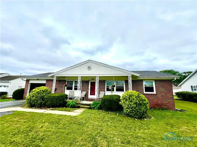 65 Northview Drive, Tiffin, Ohio 44883, 3 Bedrooms Bedrooms, 8 Rooms Rooms,3 BathroomsBathrooms,Residential,For Sale,Northview,6135002