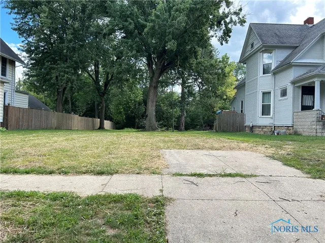 1015 Hayes Avenue, Fremont, Ohio 43420, 3 Bedrooms Bedrooms, ,Land,For Sale,Hayes,6135047