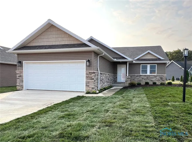 987 Greenbrier Road 101, Upper Sandusky, Ohio 43351, 3 Bedrooms Bedrooms, 6 Rooms Rooms,2 BathroomsBathrooms,Residential,For Sale,Greenbrier,6135207